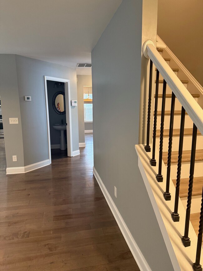 Building Photo - 402 Sam Cobb Ct