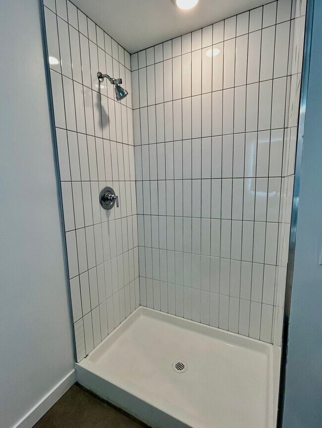 Interior Photo - Harvey Hillcrest