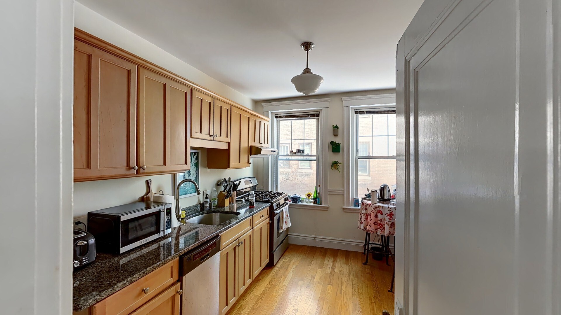 Building Photo - 226 Jamaicaway