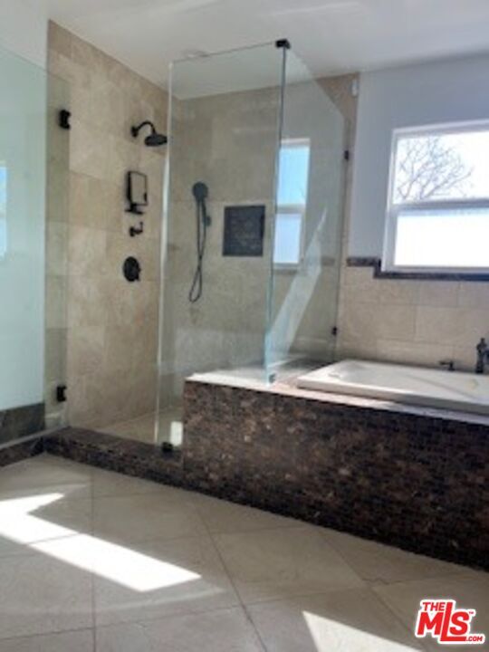 Building Photo - 8302 S Sepulveda Blvd