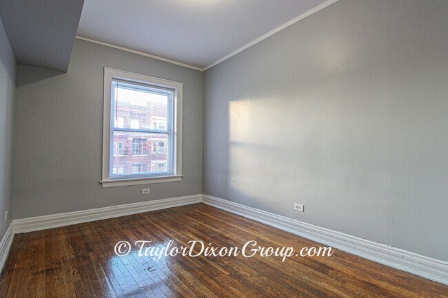 Building Photo - 6611 S Greenwood Ave