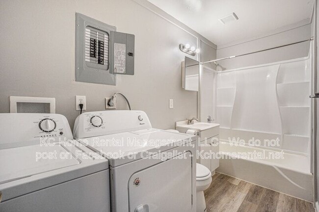 Building Photo - 620 N 13th Terrace