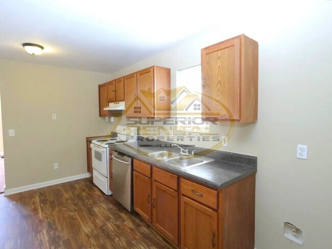 Building Photo - 515 Summit Terrace Ct