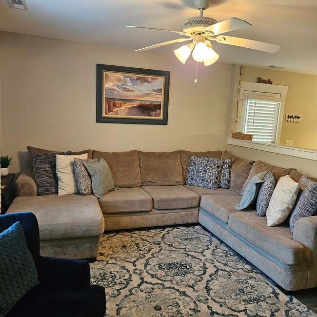 Building Photo - 608 Albemarle Rd