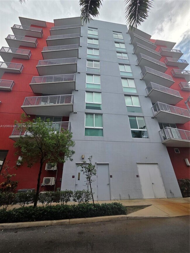 Building Photo - 7875 NW 107th Ave
