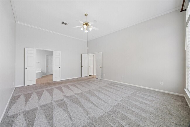 Building Photo - 12019 Costa Del Rey Ct