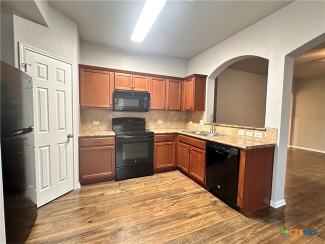 Building Photo - 417 Capistrano Dr