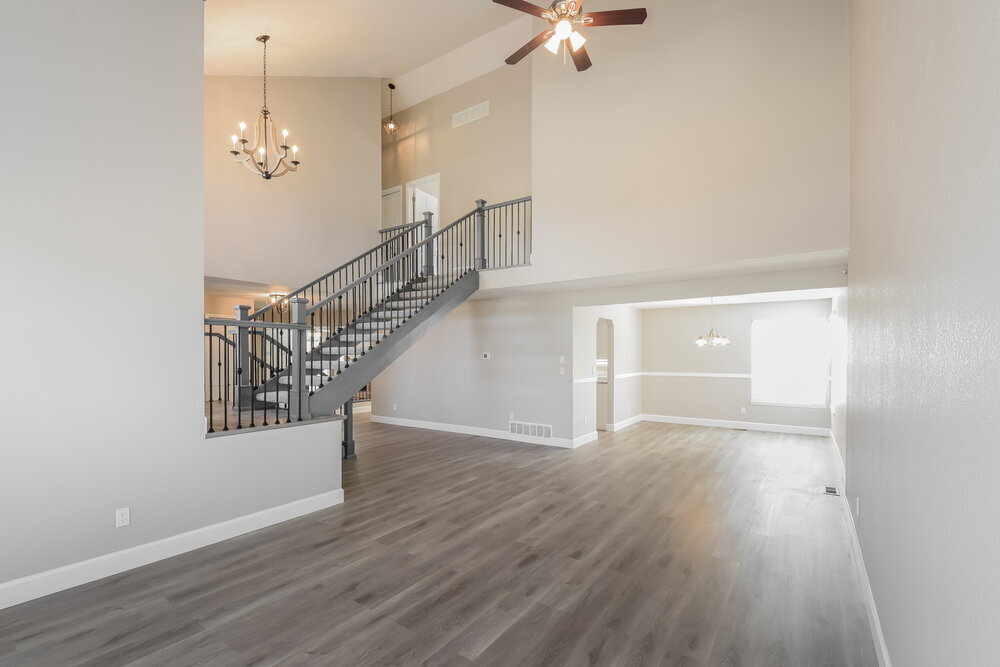 Building Photo - 15092 E Chenango Ave