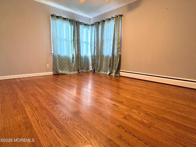 Building Photo - 16 Maryland Ave