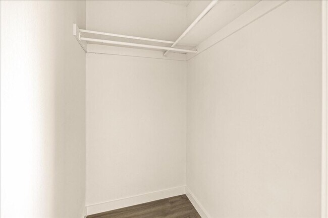 Building Photo - 3406 SW Landau Ct