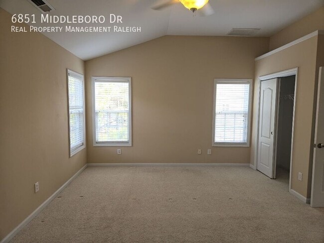 Building Photo - 6851 Middleboro Dr