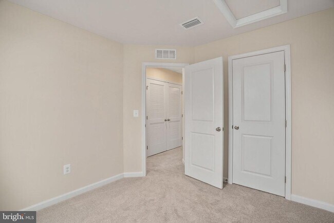 Building Photo - 7263 Congressional Cir