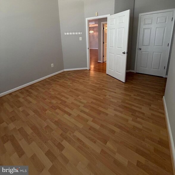 Building Photo - 10730 Symphony Way