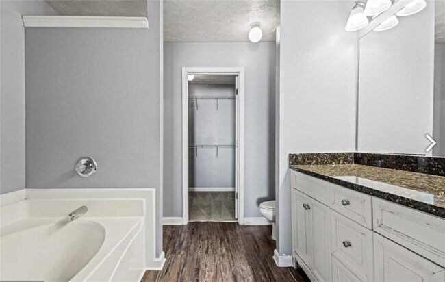 Building Photo - 1332 Adcox Square