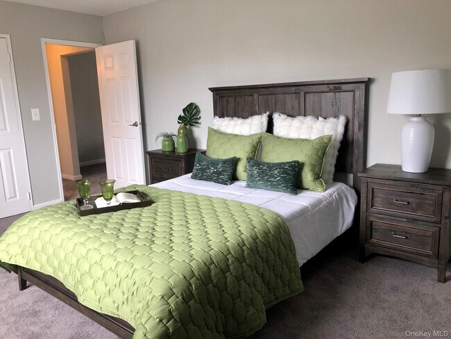 Building Photo - 623 Terrace Rd