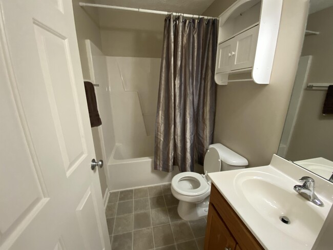 Building Photo - 5218 Malik Dr