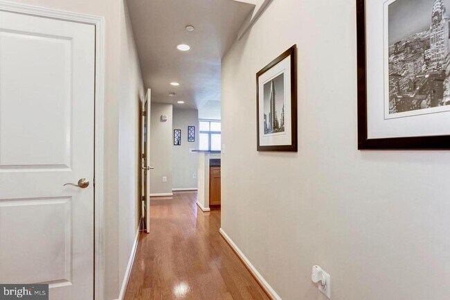 Building Photo - 11700 Old Georgetown Rd