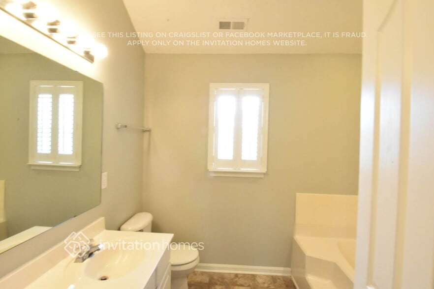 Building Photo - 9023 Woodland Park Ln