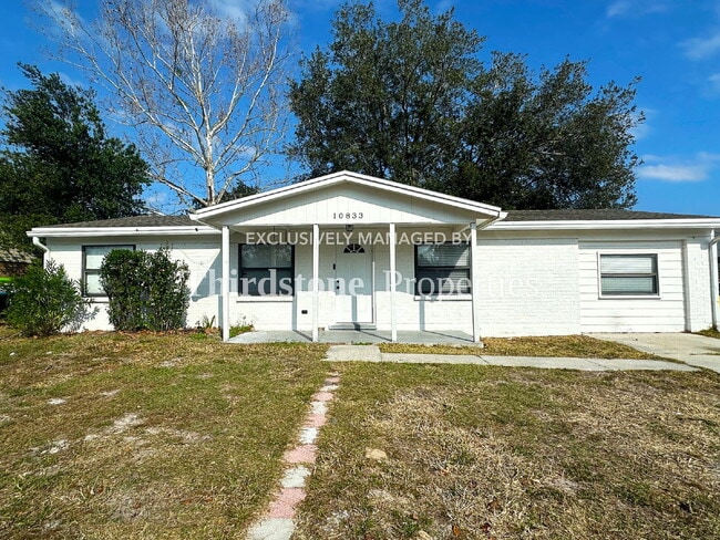 Building Photo - 10833 Liscard Rd S