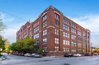 Building Photo - 430 N Park Ave