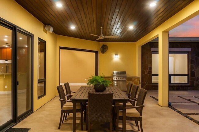 Building Photo - 9208 Madrone Ranch Trail