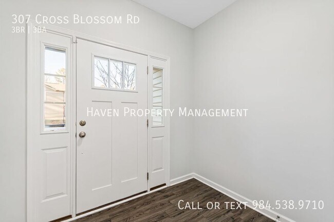 Building Photo - 307 Cross Blossom Rd