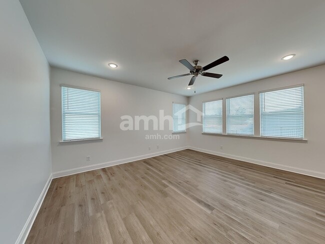 Building Photo - 3544 Shane Hill Rd SW