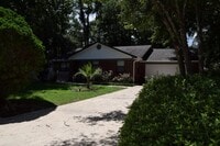 Building Photo - 333 Gawain Ct