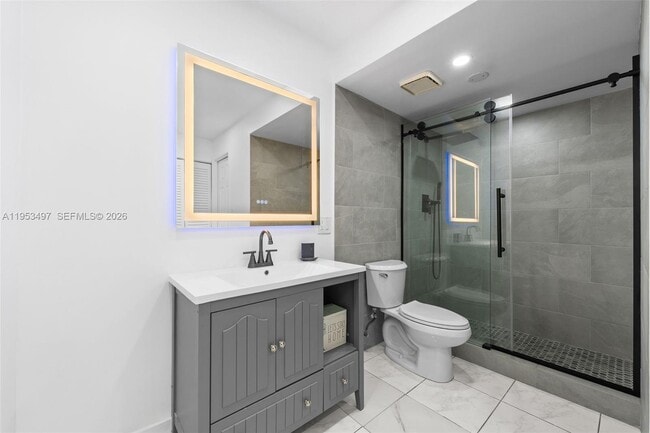 Building Photo - 401 Golden Isles Dr