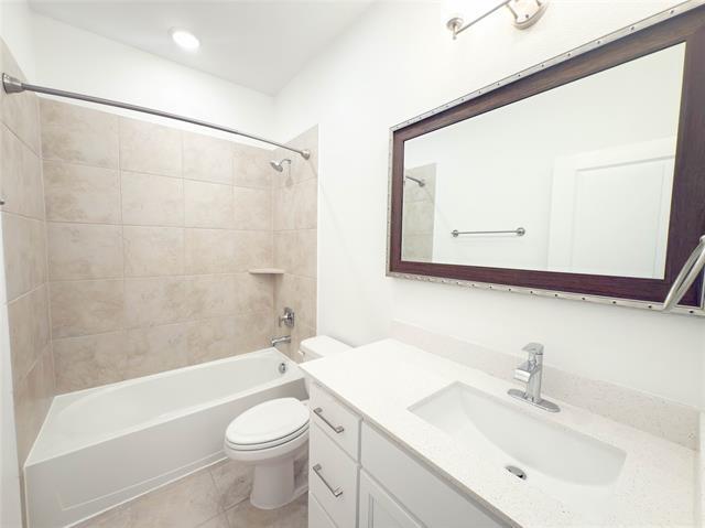 Building Photo - 114 Settlers Wy