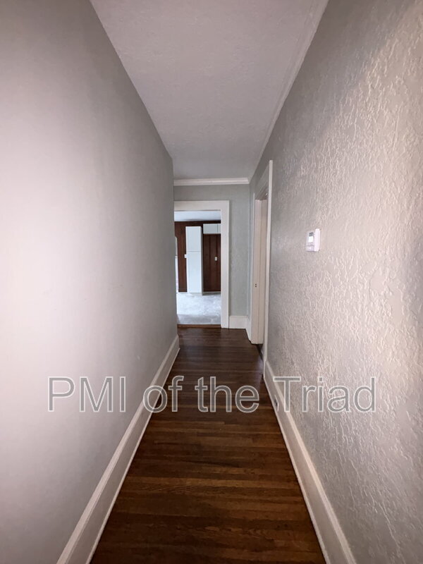 Building Photo - 1110 Adams St