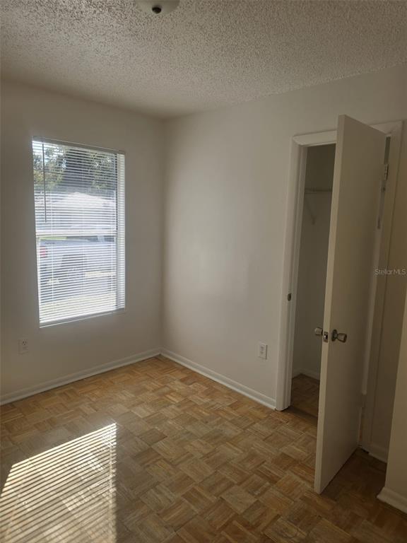 Building Photo - 701 W Beresford Rd