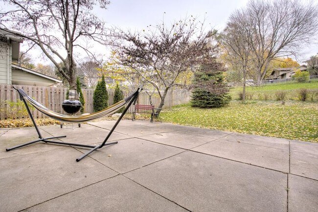 Building Photo - 307 Marian Ave