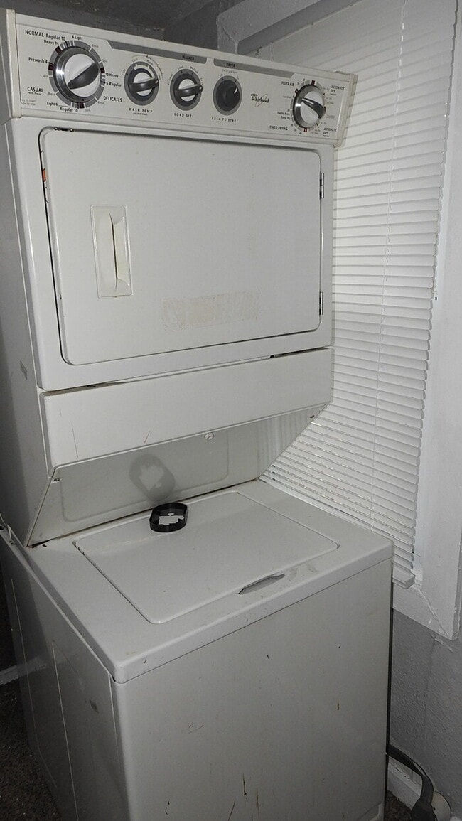Building Photo - Cute little 1 bedroom house in Independenc...