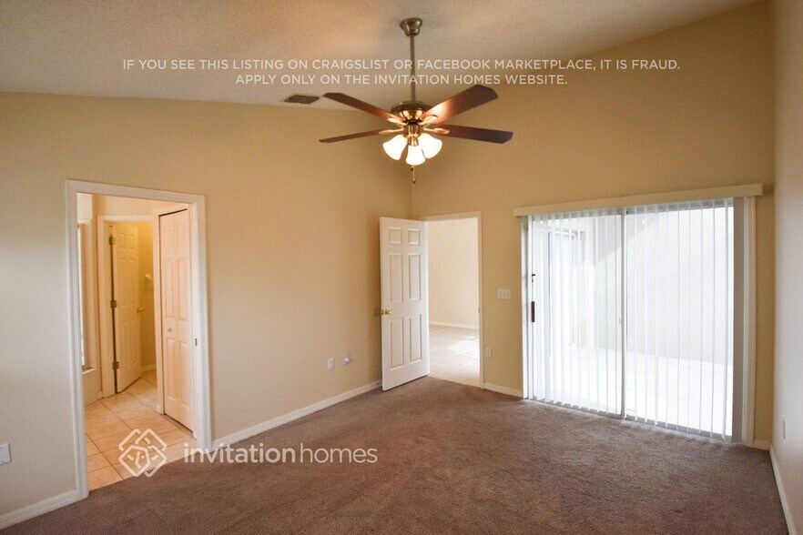 Building Photo - 549 Lancer Oak Dr