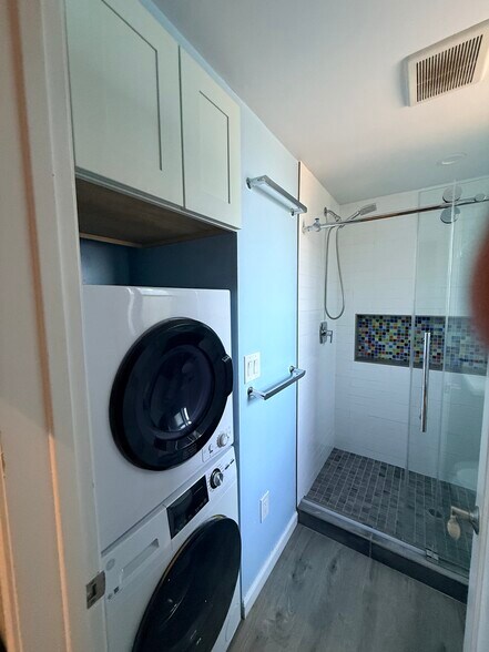 Laundry unit with storage - 149 Cherry Ln