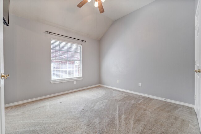 Building Photo - 22914 Cove Timbers Ct