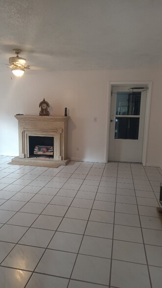 Building Photo - 7347 Timmons Rd