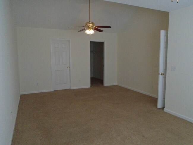 Building Photo - Three bedroom, 2 bath home in Mill Creek at Cypress ridge