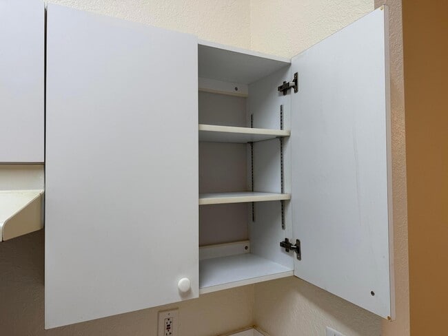 Building Photo - 14007 Veronica Ct