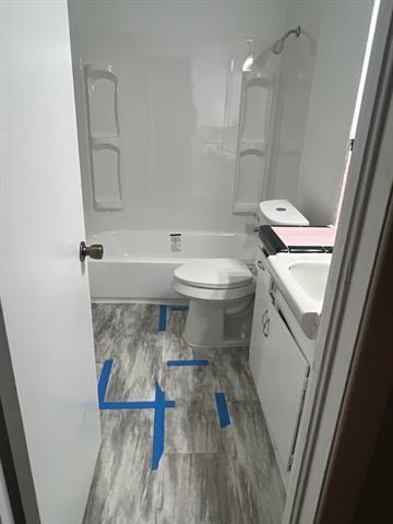 Building Photo - 1102 11th St