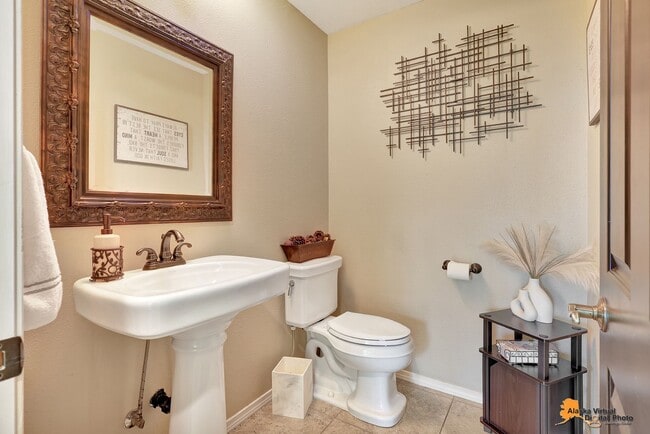 Building Photo - 18722 Guillemot Cir