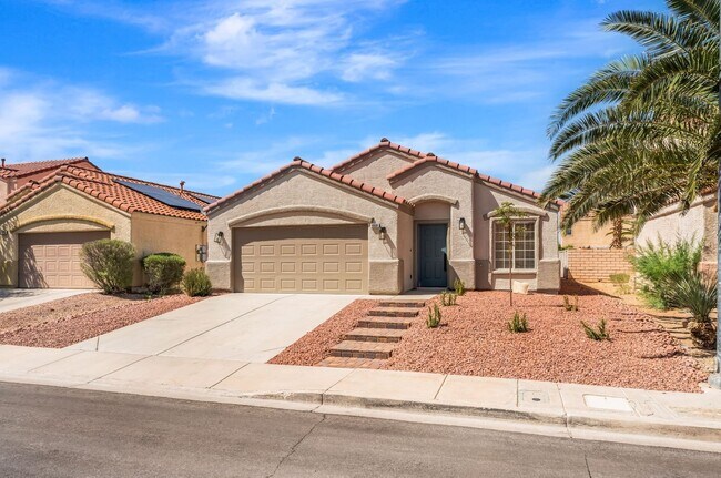 Building Photo - Modern Designer Remodel with Stylish Finishes & Spacious Outdoor Living!
