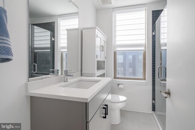 Building Photo - 3101 Riseview Ln