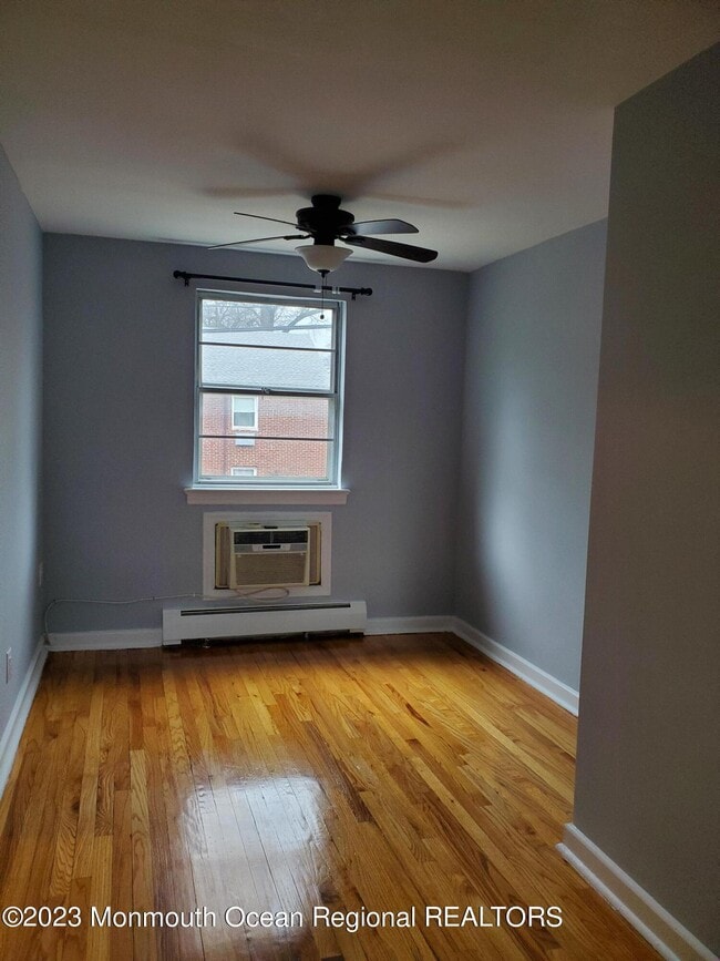 173 Manor Dr 173 Manor Dr Red Bank NJ 07701 Apartment Finder