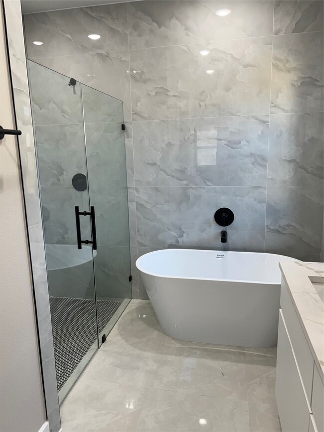 Building Photo - 2511 Martinas Ct