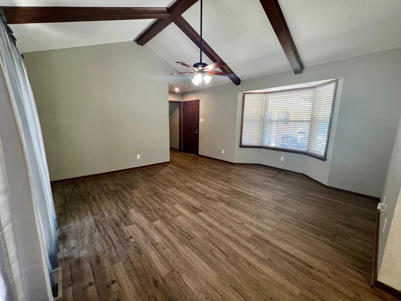Building Photo - 311 N 44th St