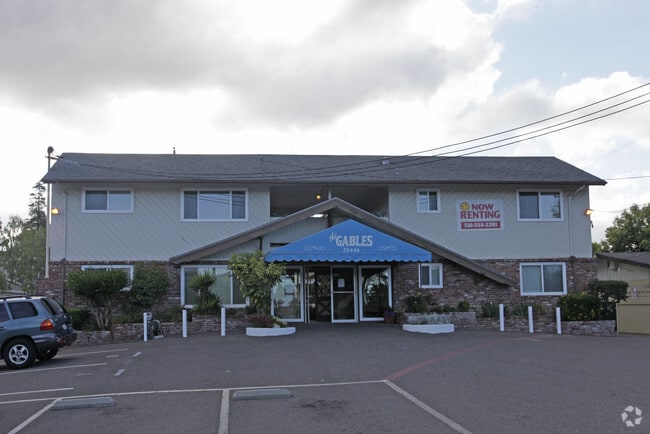 Building Photo - The Gables