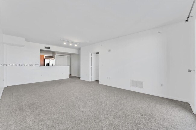 Building Photo - 7350 SW 89th St