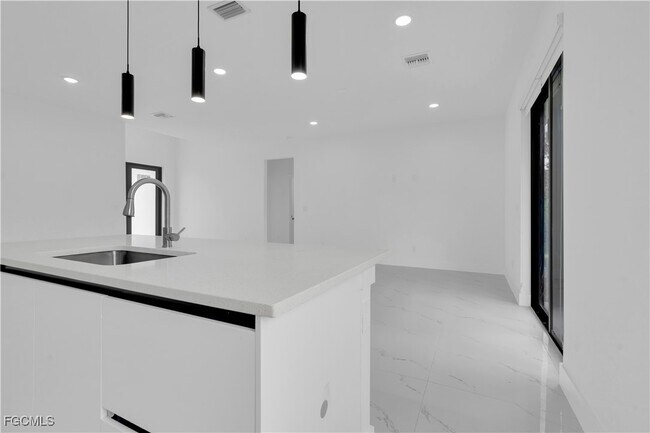 Building Photo - 2711 51st St W